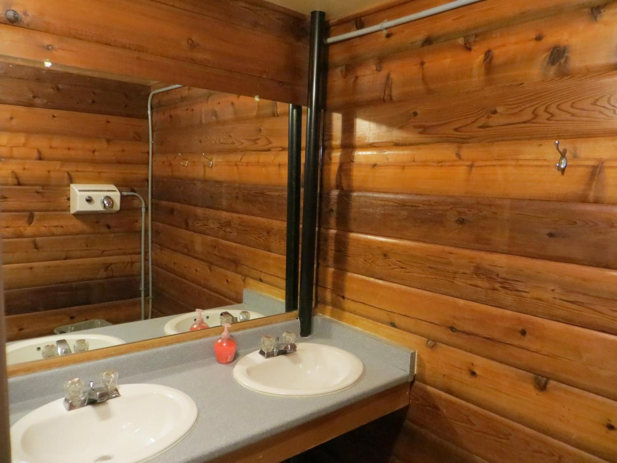 Hi Kananaskis Wilderness - Hostel المظهر الخارجي الصورة
